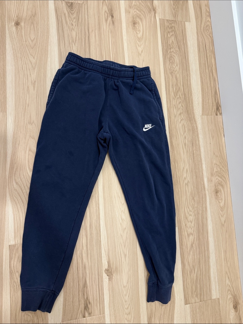 Nike men’s  Navy Jogger Sweatpants with White Swoosh small